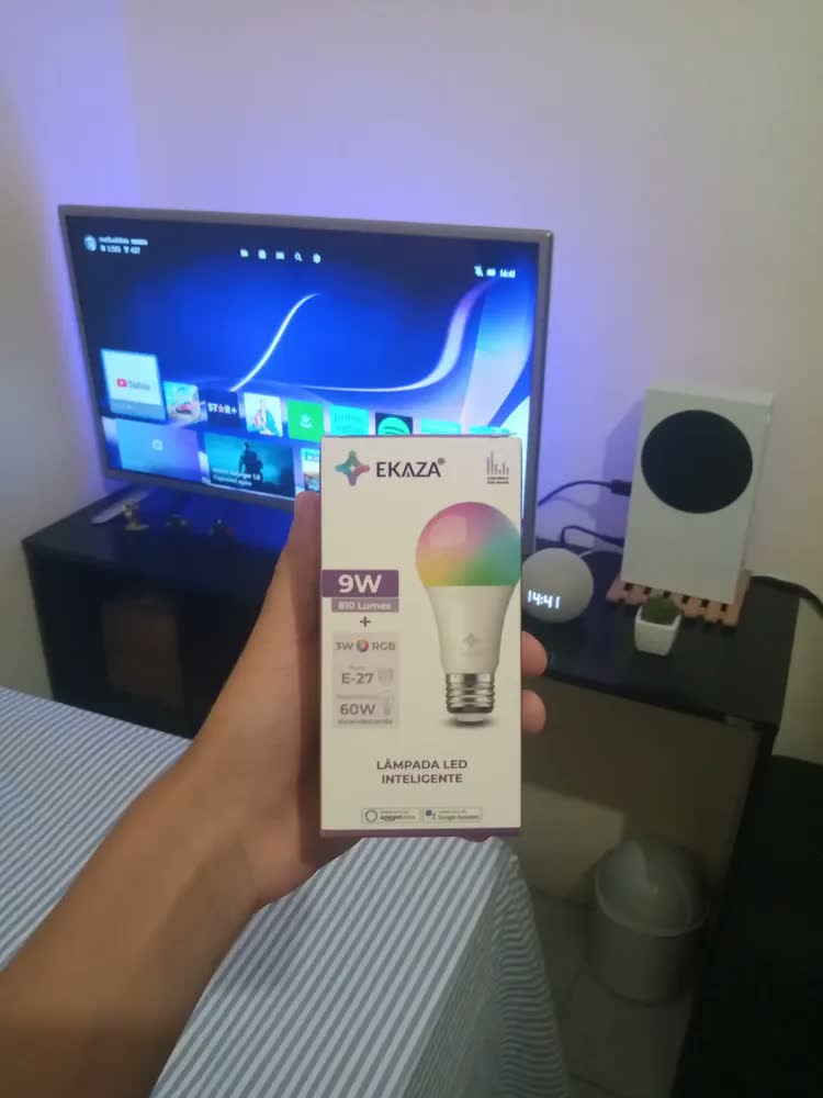 foto de Lâmpada Inteligente Ekaza Ekhm-T609 Rgb A60 9W+3RGB Smart Alexa e Google Home
