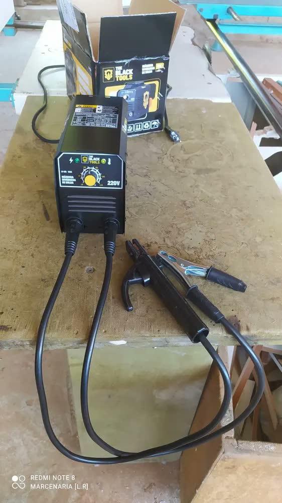 foto de Máquina Solda Inversora Mma The Black Tools Preto 50/60hz Voltagem