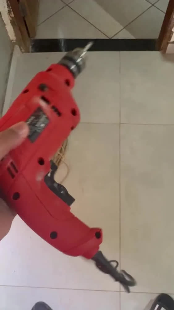foto de Furadeira de Impacto com Maleta Mondial 650W - NFFI-07M