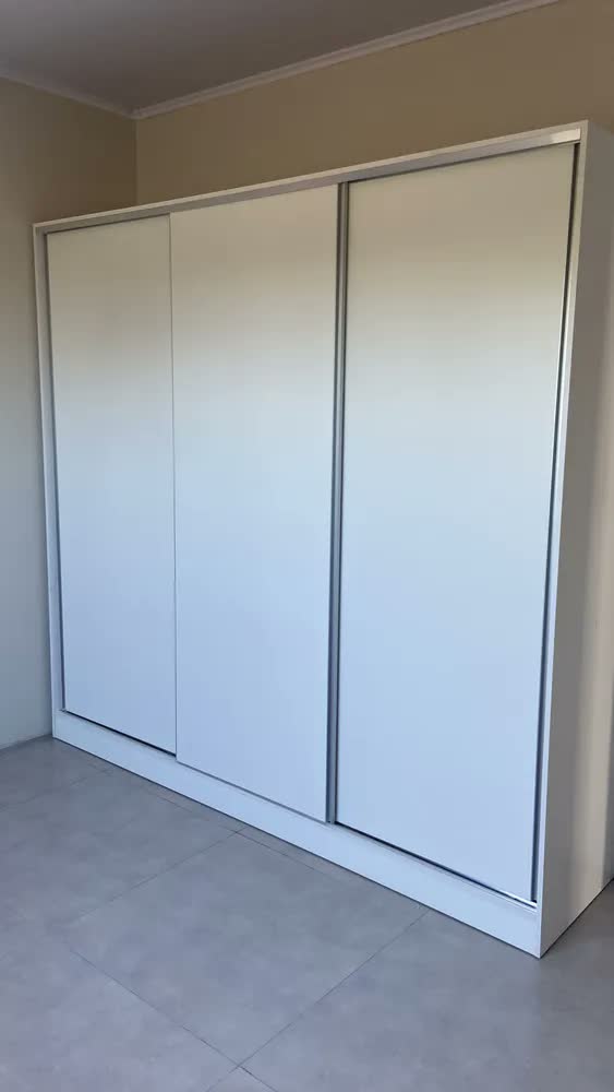foto de Guarda Roupa Casal 100% Mdf Madesa Royale 3 Portas Correr B Cor Branco 106309