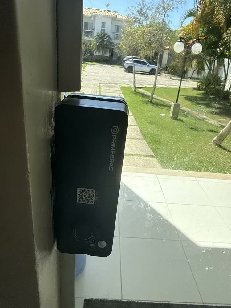 foto de Fechadura Digital Biométrica Eletrônica Primebras Athenas Para Portas de Vidro de Correr