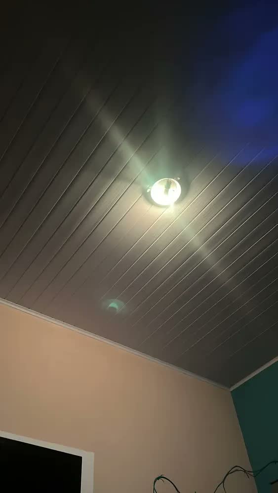 foto de Lâmpada Led 10w Rgb Inteligente Wifi Smart Color - Elgin