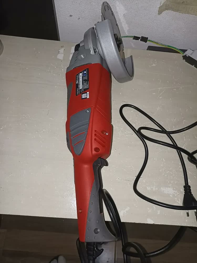 foto de Esmerilhadeira Angular Multiuso Profissional Potência de 2000W 127V Disco 180mm Einhell RT-AG 230/180