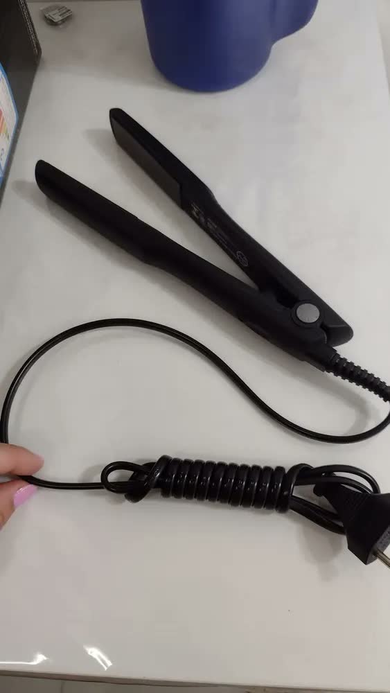 foto de Secador Taiff Style 2000w C/ Prancha Taiff Cerâmica 180ºc