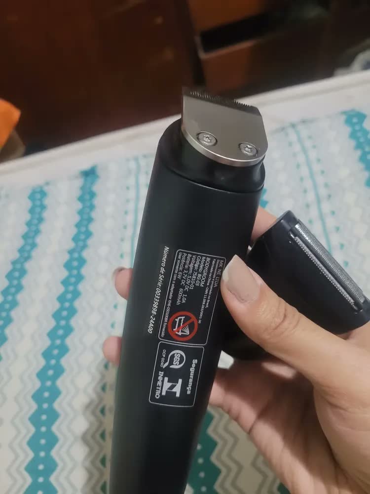 foto de Maquina Masculina De Cortar Cabelo Profissional Mondial