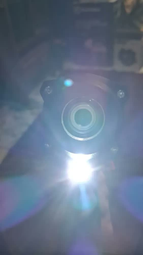 foto de Furadeira parafusadeira azul sem fio de 10mm Bosch GSR120 + GDR120 com 2 baterías de 2Ah y accesorio com maleta de transporte