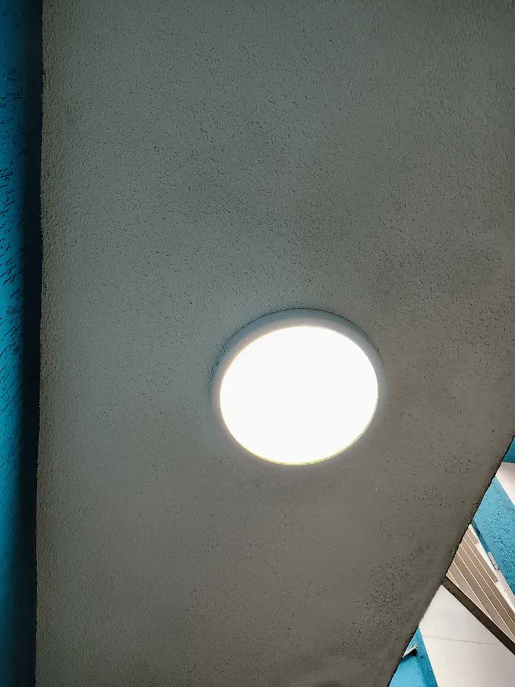 foto de Plafon LED 25W MGC Redondo Sobrepor Branco Frio 6500K Teto Driver embutido