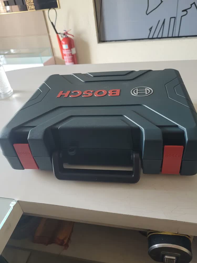 foto de Parafusadeira De Impacto 1/2 Bosch Gsb 180li Com Bat. Cor Azul