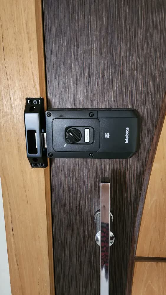foto de Fechadura Digital De Sobrepor Com Senha Intelbras Fd1000