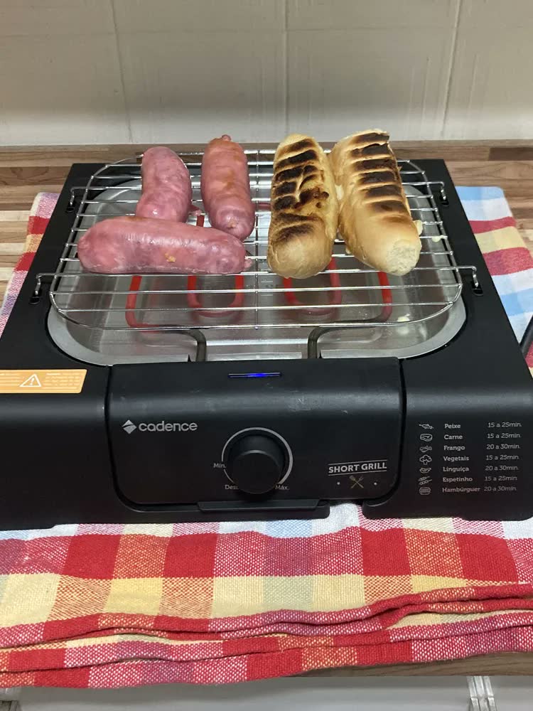 foto de Churrasqueira Elétrica Cadence Short Grill Cor Inox e Preto GRL 805