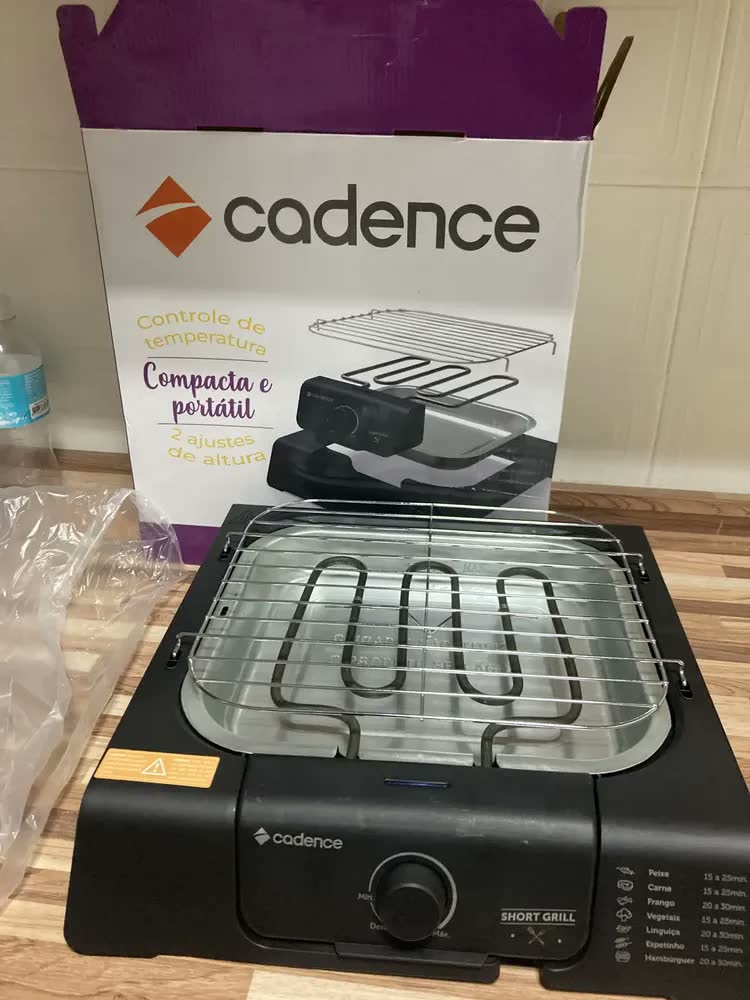 foto de Churrasqueira Elétrica Cadence Short Grill Cor Inox e Preto GRL 805