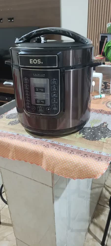 foto de Panela De Pressão Elétrica Eos Digital 6l Titanium