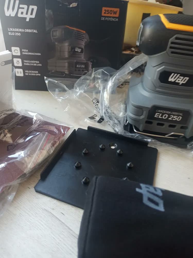 foto de Lixadeira Orbital Wap Elo 250 Com Coletor De Pó 250W 14000 Opm