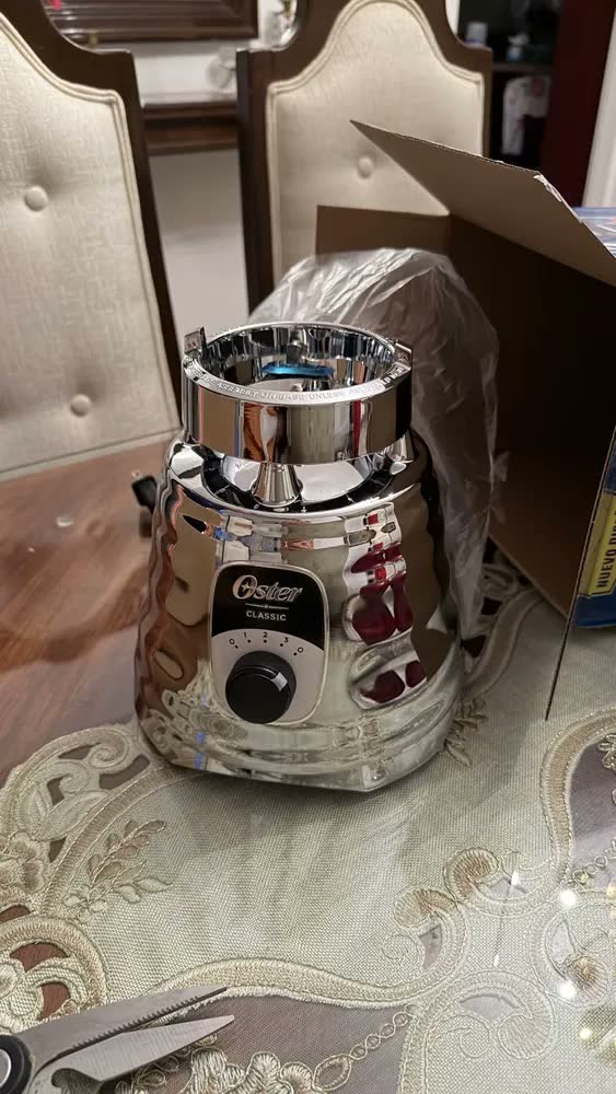 foto de Liquidificador New Osterizer Clássico Cobre Oster