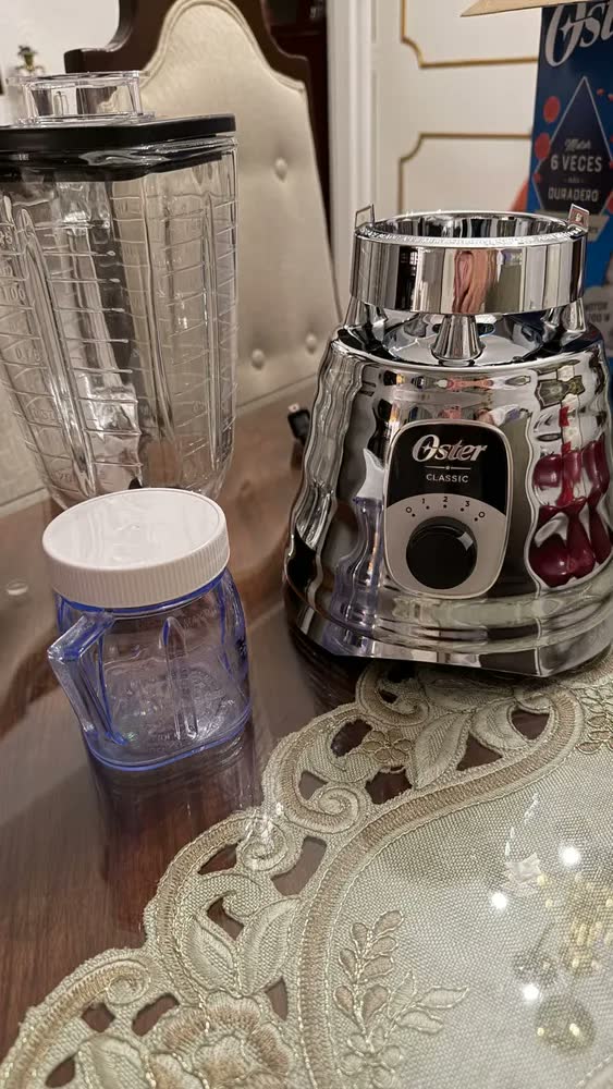 foto de Liquidificador New Osterizer Clássico Cobre Oster