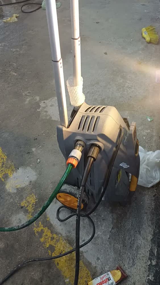 foto de Lavadora e Desobstruidora de Alta Pressão WAP 5100 TURBO ULTRA Motor Indução 2300 PSI 2500W 550 L/h 220V