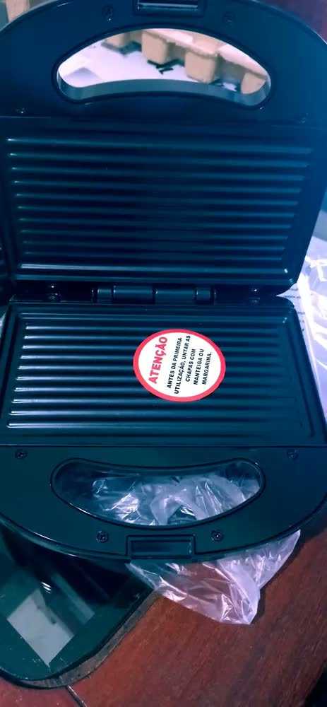 foto de Sanduicheira Master Grill Mondial 750W S-20
