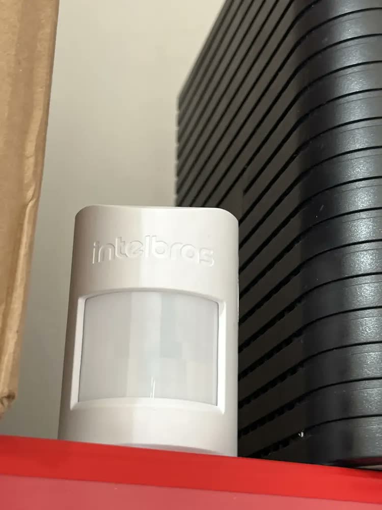 foto de Sensor Infra Mov Presenca Sem Fio Ivp 1000 Pet SF Intelbras