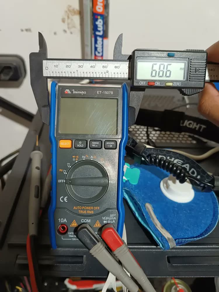 foto de Multimetro Digital Cat Iii True Rms - Et-1507b Minipa