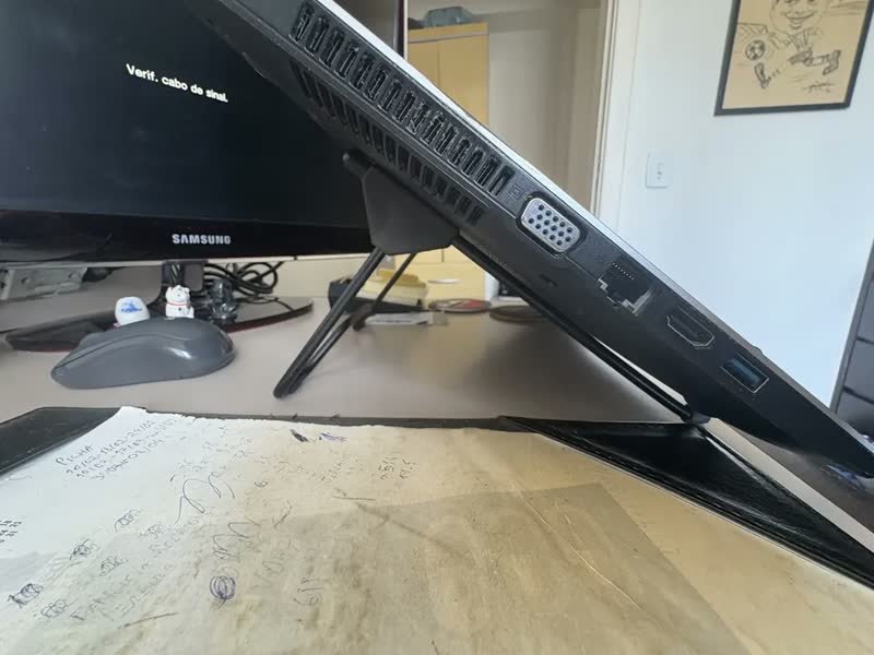 foto de Suporte Notebook Ergonômico Ajustável Dobrável Antiderrapante Preto Portátil PIX 0790016 – Ideal para Home Office e Estudo