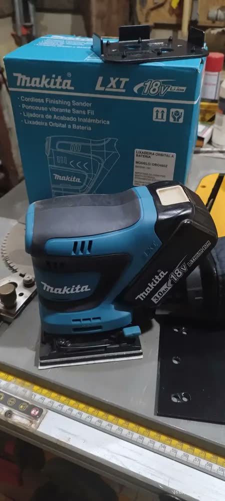 foto de Lixadeira Sem Fio Makita Dbo480z S/ Bateria S/ Carregador Cor Azul
