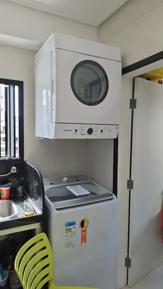 foto de Secadora De Roupas Brastemp 10kg, Suspensa, Branca - Bsi10bb Cor Branco