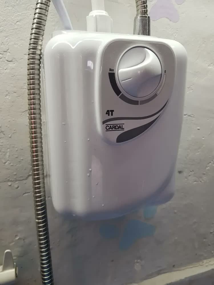 foto de Aquecedor de Água Elétrico Cardal Individual 4T Alta Pressão