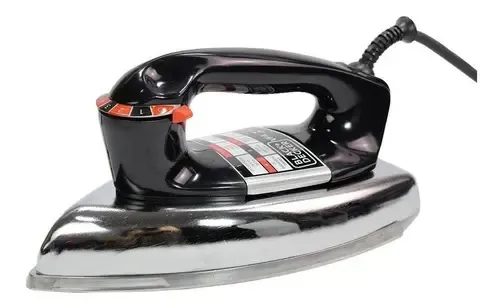 foto de Ferro de Passar Black+Decker a Seco 1000W com Controle de Temperatura e Cabo Giratório