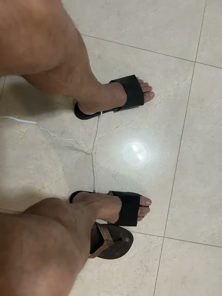 foto de Aparelho Choque Fisioterapia C/ Eletrodos + Chinelo Cor Branco