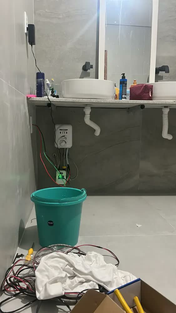 foto de Aquecedor Elétrico Cardal Central 4T Branco 8.2kW
