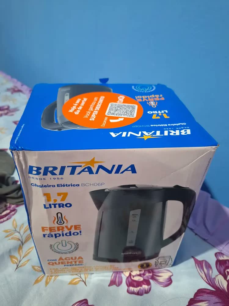 foto de Chaleira Elétrica Bch06p 1,7 Litros Preta Britânia 220v Preto