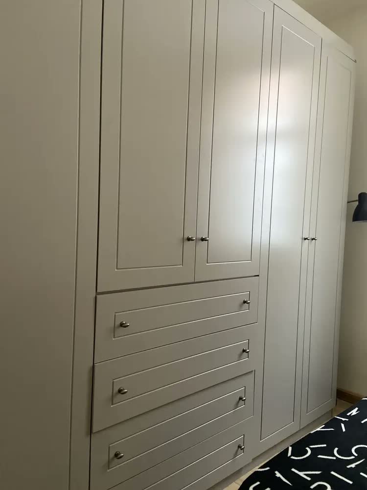 foto de Guarda Roupa Nova York 6 Portas 4 Gavetas Espresso