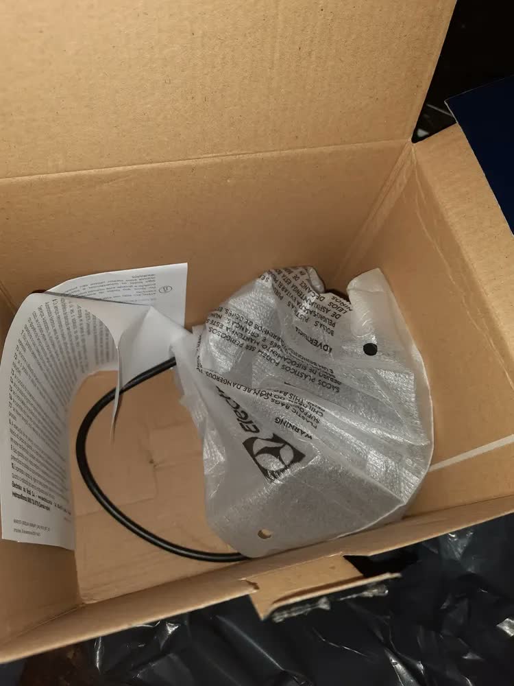 foto de Electrolux EEK10 Chaleira Elétrica Com 1200W, 1,8L Cor Prata -