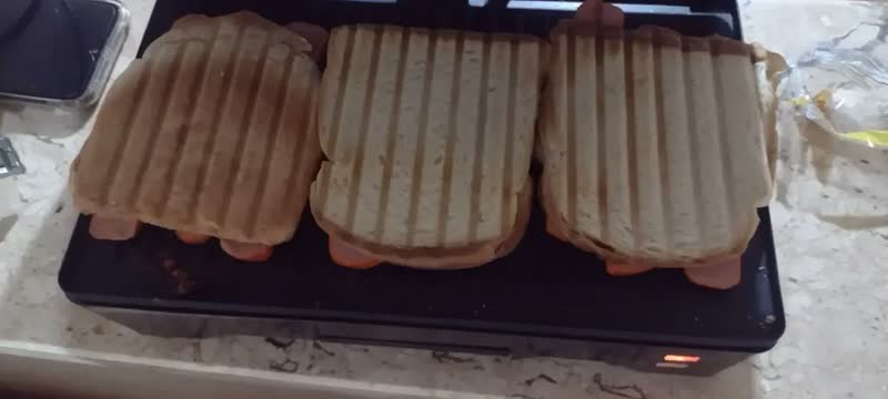 foto de Sanduicheira elétrica Cadence MiniGrill GRL621 cor preto