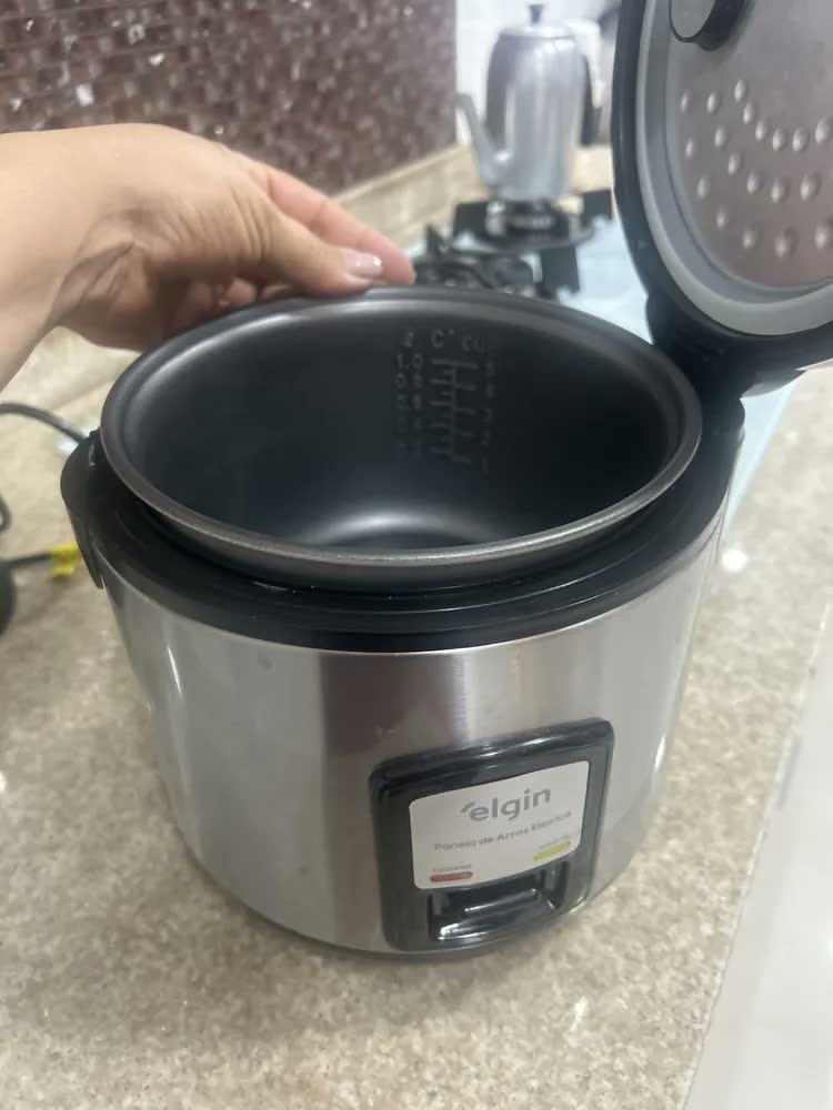 foto de Panela De Pressão Multifuncional BPP01PI 3L Britânia Prata