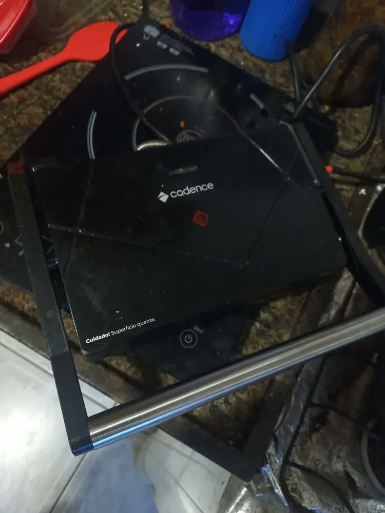 foto de Grill Multiuso Contrast 1000w Grl616 Cadence Cor Preto