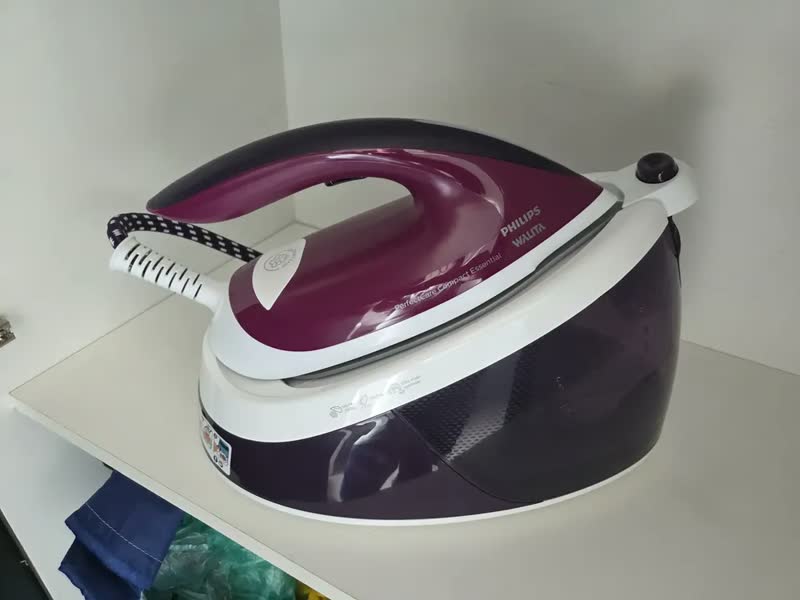 foto de Ferro A Vapor Perfectcare Compact Polishop Philips Cor Violeta