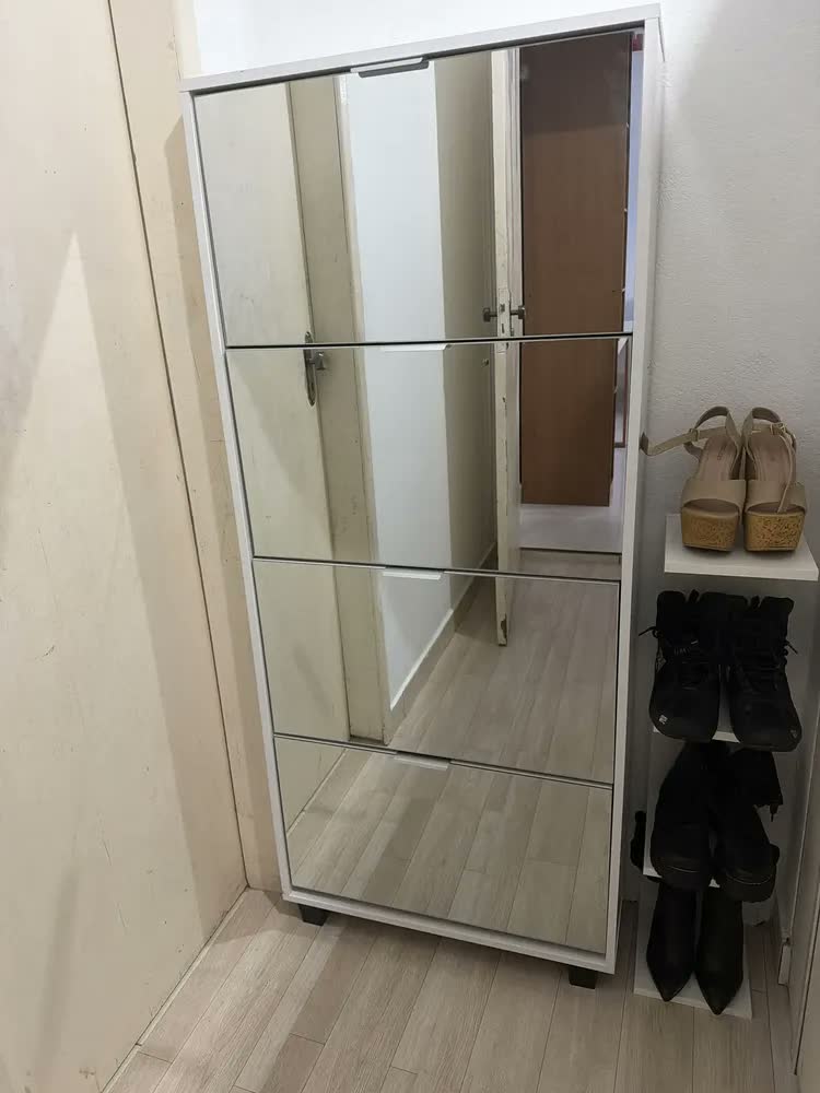 foto de Sapateira Organizadora Quarto Sala Com Espelho Pequim