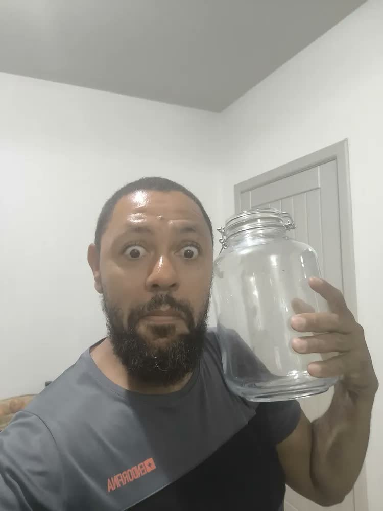 foto de Pote De Vidro Com Tampa Hermético 5 Litros Pepino Conserva