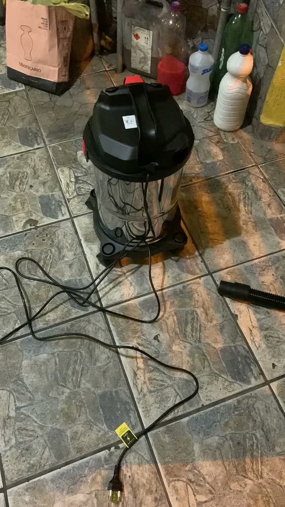 foto de Aspirador De Pó E Líquidos 1400w 15l Worker