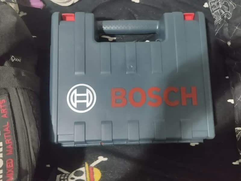 foto de Furadeira De Impacto 1/2 Pol Gsb 16 Re 850w Bosch Azul