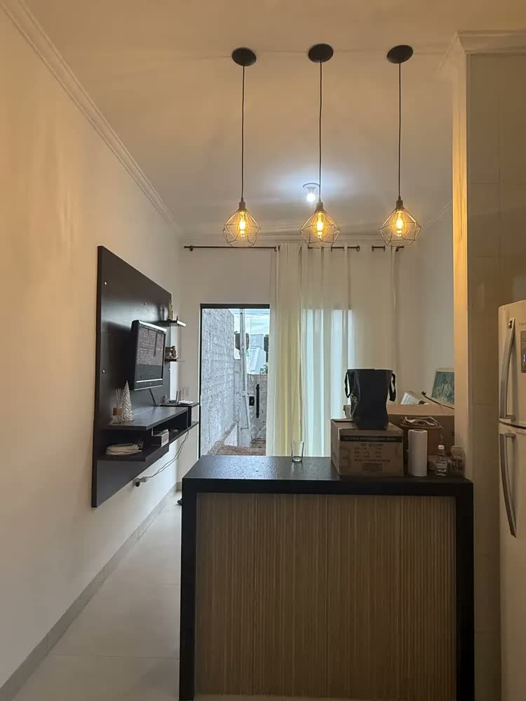 foto de 3 Pendente Aramado Diamante Luminária Lustre Luxo Pequeno Teto Retrô Agp Ilumini Industrial Cor Preto