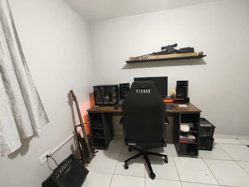 foto de Cadeira Gamer Pichau Nova Signature Marble Cinza Cor Cinza-claro e Cinza-escuro Material do estofamento Tecido
