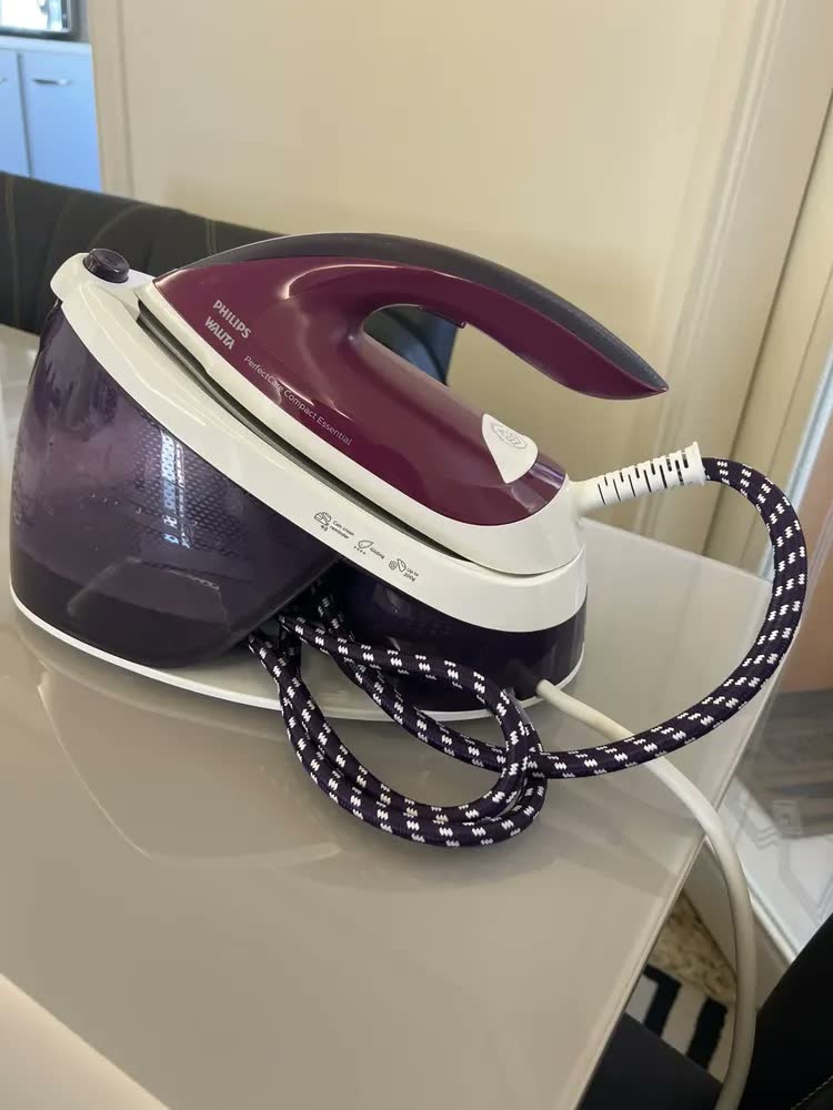 foto de Ferro De Passar Perfectcare Philips Walita Compact Essential GC6842/34