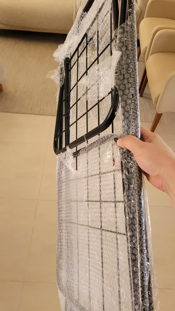 foto de Varal de Chão Retrátil Branco Cps Similar Mor Aço Asas Desdobráveis