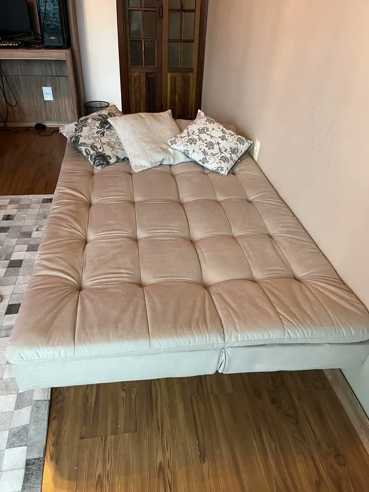 foto de Sofá Cama Mobly Premium Diván Marrom