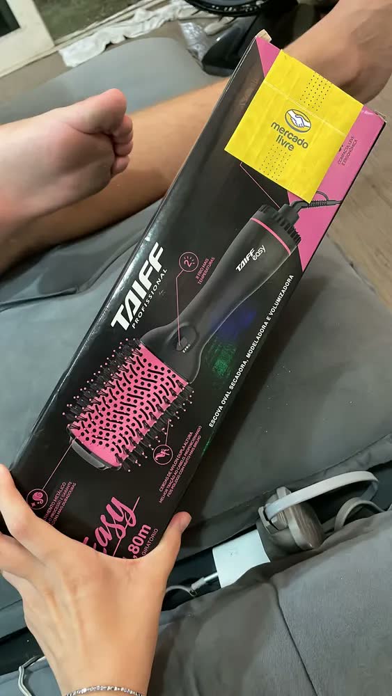 foto de Escova Oval Secadora Taiff Easy 1200w Esmv12