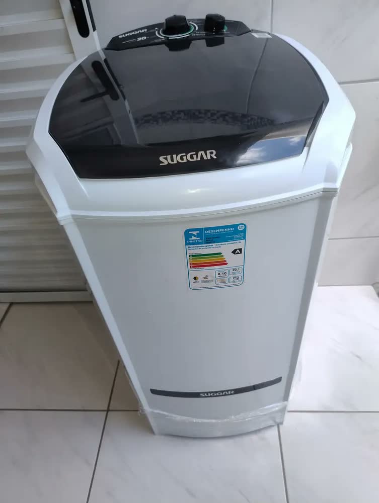 foto de Lavadora de Roupas Suggar 20Kg Semiautomática Lavamax Eco Prata LE2001PR