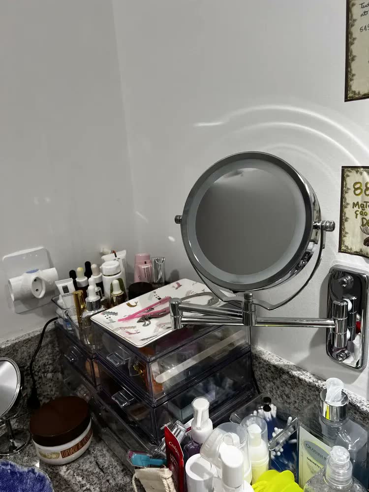 foto de Espelho Aumento 5x Iluminado Articulado Maquiagem Led 2 Face