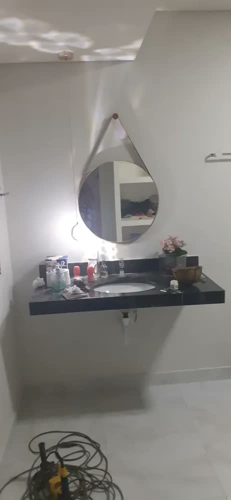 foto de Espelho Redondo de Parede Caramelo 60 cm Com Moldura em Couro Ecológico